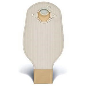 What unique characteristic does the filter offer in this Convatec pouch?