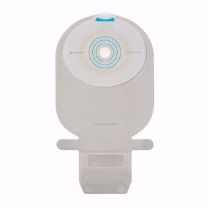 What kind of closure does the Coloplast 10481 pouch use?