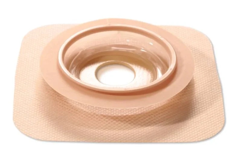Does the Convatec 421040  have belt tabs?