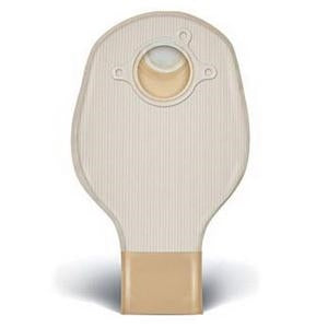 What is the process for applying the Convatec 404034 SUR-FIT pouch?