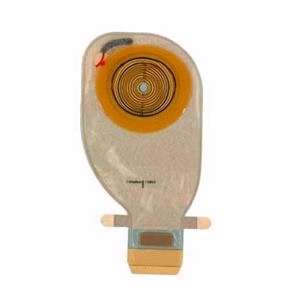 What type of closure does the Coloplast 13870 pouch have?