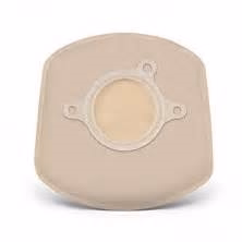 Does the Convatec 401531 pouch come with a filter?