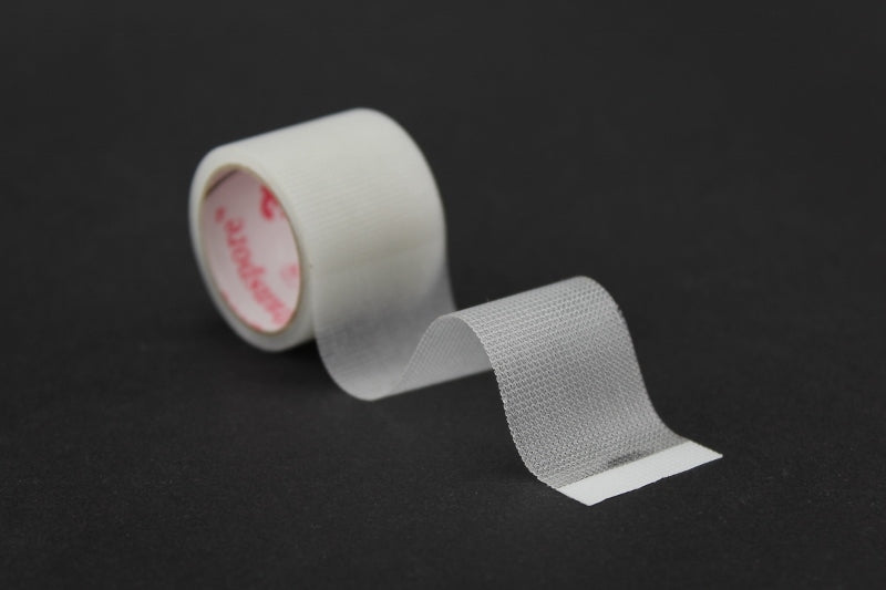 3M 1527S1 Transpore Clear Plastic Perforated Surgical Tape - 1" x 1.5 yds, One-use length, One